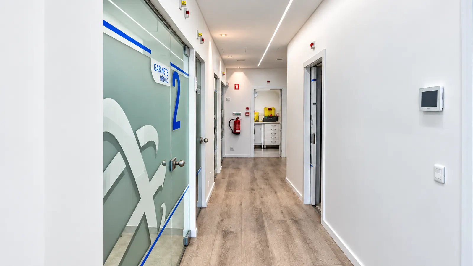 Corredor da clínica Lusocare