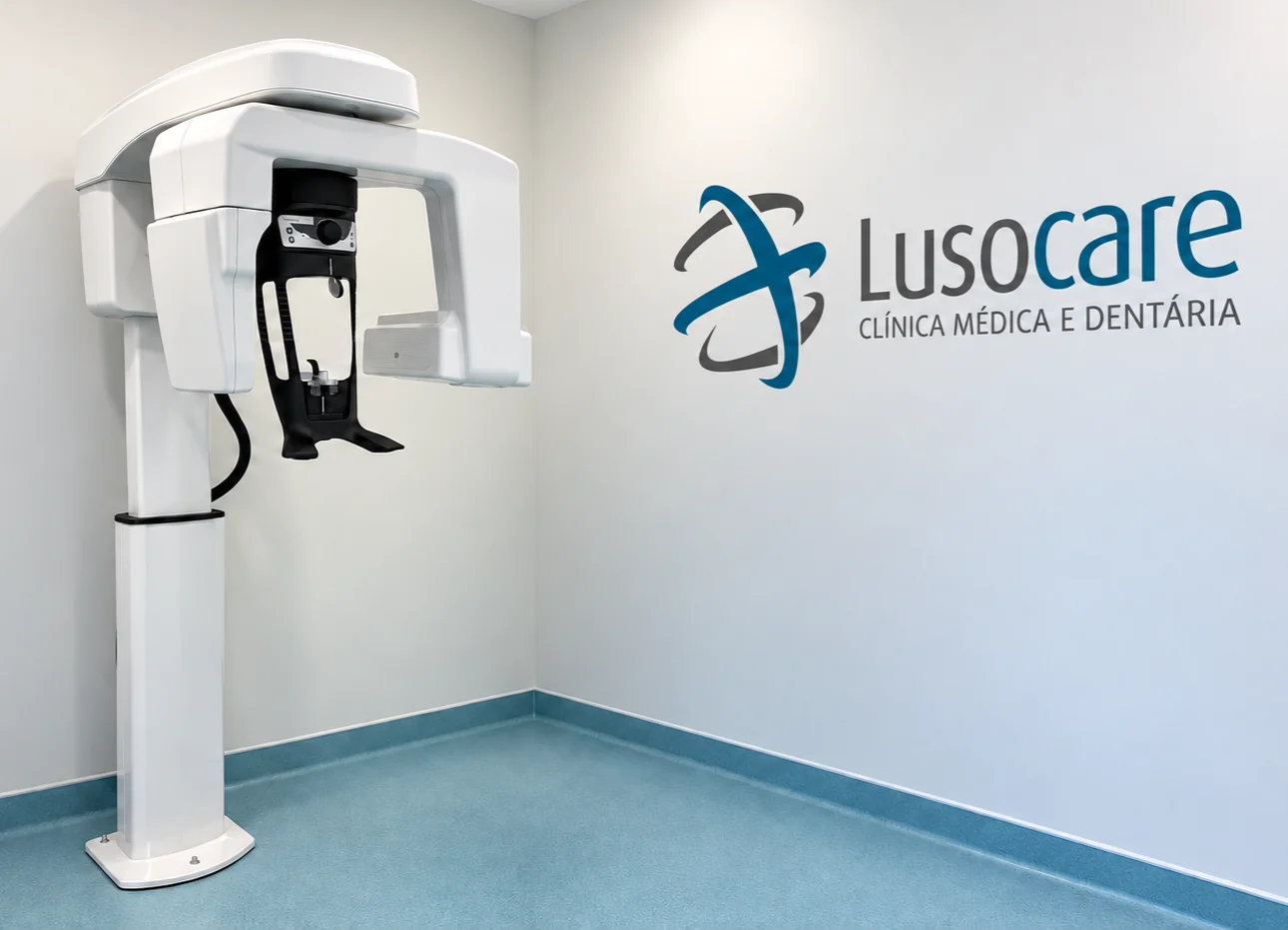 Equipamento de CBCT 3D na sala de imagiologia da Lusocare